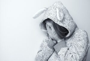 離婚後に子供に会わせてもらえない場合、どう対処すればいい？