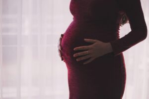 親権が母親に与えられる理由はなぜ？