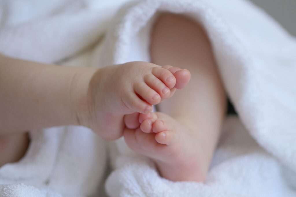 離婚後、子供の姓が違う場合はどうするべき？