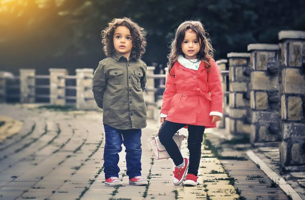 離婚後に子供の姓を変更する手続きについて知っておくべきことは？