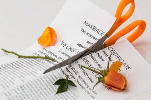 離婚後の復縁の可能性を占いで知る方法は？