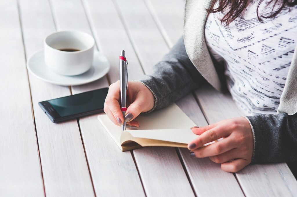 離婚後に役立つノートの書き方とは？